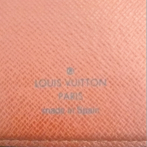 Rehab Louis Vuitton Wallet - Picture 3 of 11